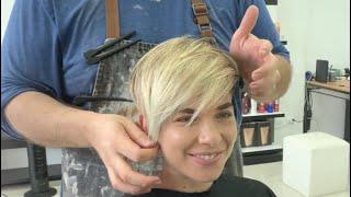 "How to Platinum Blonde in 2023 ?! Unbelievable Results with FANOLA, OLAPLEX and a SHORT Haircut !"