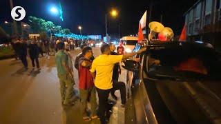 Malaysia GE15: Rowdy crowd thwarts Pakatan attempts to plant flags at Kuala Nerus, a PAS stronghold