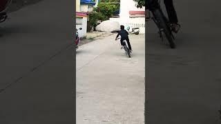 crazy snake  riding| stunt cycling tb#stunt#trinding#ythusaain