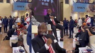 See Why Davido Knelt Down To Beg Before His Speech 