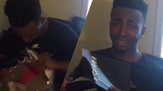 Girlfriend gets Boyfriend a Unforgettable Gift for Christmas