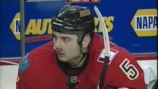 Mark Giordano nailed in the face by puck, returns to game