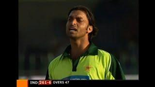 Shoaib Akhtar stops bowling as Kaif comes forward