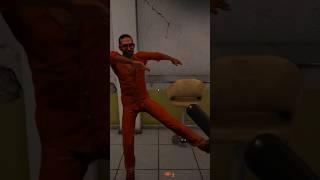 Чем кормят в тюрьме. Танцы на зоне в Prison Simulator  #shorts