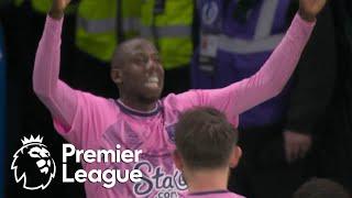 Abdoulaye Doucoure gets Everton on level terms v. Chelsea | Premier League | NBC Sports