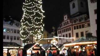 Der Türmer über dem Chemnitzer Weihnachtsmarkt