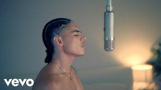 William Singe - Lay (Official Lyric Video)