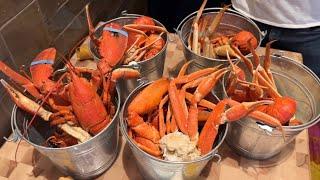 ALL YOU CAN EAT LOBSTER & CRAB SEAFOOD BUFFET @ Hard Rock Casino (Eat As Many As You Can!)