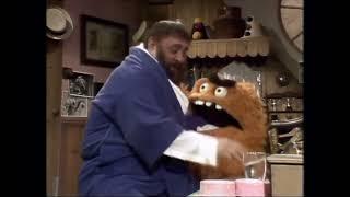 The Muppet Show - 202: Zero Mostel - Cold Open (1977)