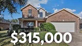 Wonderful Cambridge Lakes Pearland Texas Home