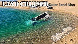 Toytota Land Cruiser recovered from the sea at the Inland Sea, Khor Al Udaid.  مغرس في سيلين