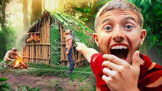 J'ai ENFIN construit une cabane dans la jungle de Tahiti ! (en immersion dans la jungle)