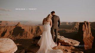 Bride and Groom Quote Same Song in Personal Vows | Moab, Utah Destination Wedding