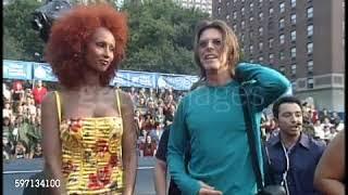 (1999) David Bowie and Iman arriving Video Music Awards