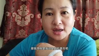 莫湾基场口刚下来的原石，看得我爱不释手，切开真的要翻上十几倍