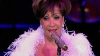 Shirley Bassey - I Am What I Am (2009 Live at Electric Proms)