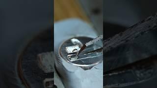 Engraving a signet ring seal