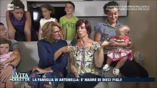 La famiglia Di Stefano: "Ecco la nostra vita con 10 figli" - La Vita in Diretta 28/08/2017