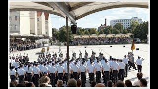 Einmarsch der Truppenfahne / Meldung - Vereidigung/Gelöbnis Bendlerblock Berlin 20. 7. 2024