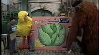 Sesame Street - Playing With Puzzles