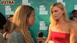 'Extra' On the Red Carpet at the 2012 MTV Movie Awards