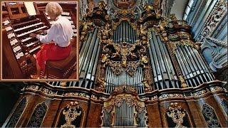 World's Largest Cathedral Organ | "TOCCATA: TU ES PETRA" | Diane Bish in Passau, Germany