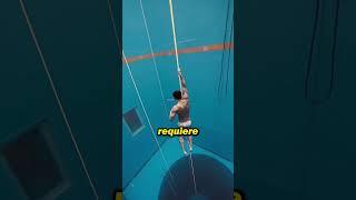 la piscina más PROFUNDA del mundo  (@maru_freediver)
