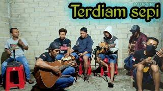 Terdiam sepi cover pengamen jalur bebas dangdut koplo akustik