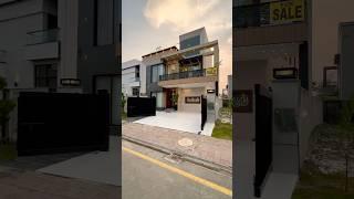 10 Marla House For sale in Bahria Town Lahore..For Visit plz call  03004353456