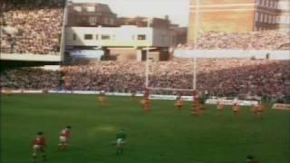 Wales v Wallabies Highlights (1984 Grand Slam)