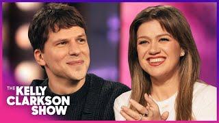 Kelly Clarkson & Jesse Eisenberg Hilariously Realize They Have The Same Energy