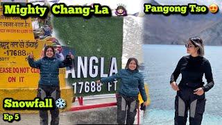 LEH to PANGONG TSO via CHANG-LA | Snowfall start hogyi | Ladakh Ride Ep 5