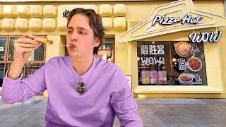 AMERICAN tries PIZZA HUT in CHINA!!!