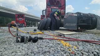 Changing Semi Drive Tires in a gravel parking lot.  #dieselmechanic #semitruck #diesel #mechanic