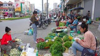 Amazing Cambodian Early Morning Market -  Hard-Working People @ The Market