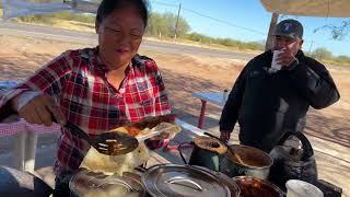 Burros y Cafe a pie del camino en Hermosillo Sonora