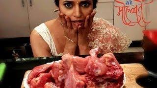 Ishita HORRIFIED To  Cook Chicken On YEH HAI MOHABBATEIN 29th Full Episode HD