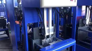 2 Cavities Semi-automatic Bottle Making Machine With Stretch Sealing Cylinder