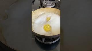 Cook cloudy egg تخم مرغ ابری بپزیم