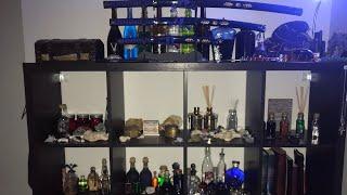 Full Shelf Showcase