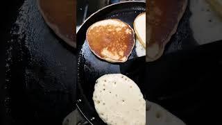Вкусные пышные блины на дрожжах/Delicious fluffy pancakes with yeast