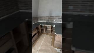 Столешница из камня гранита #столешница #столешницаизкамня #столешницаизгранита #кухоннаястолешница