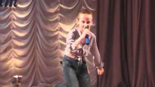 Bogdan Makrov performing