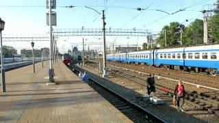 Human traffic at Yaroslavkiy Railway Station, Moscow.