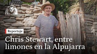 Chris Stewart, entre limones en la Alpujarra: de tocar la batería en Genesis a vivir alejado de todo