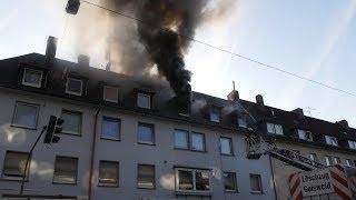 Feuer im Dachgeschoss: Feuerwehr verhindert ein Übergreifen der Flammen