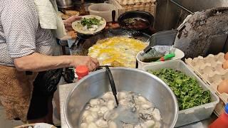 Fried Oyster Omelette & Kway Teow that won 1st place in Singapore Hawker Street Food