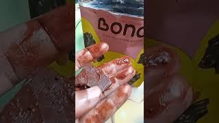 BONCO CHOCOLATES BARKS ALMOND SALT DARK CHOCOLATE  REAL DARK CHOCOLATE Coca butter melted fingers 