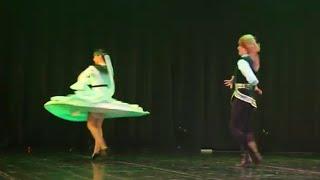 Народный танец "Охотник и птица"
