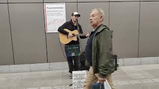 Муслим Магомаев - Луч Солнца Золотого - знаменитую песню в СССР спел в #метро музыкант Иван Алавин